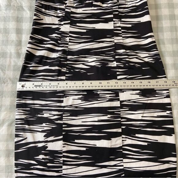 Calvin Klein black white dress bodycon sleeveless stretch flattering pencil 10 - Picture 13 of 13